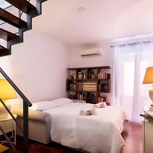 https://abbadia-charme-house.palermohotels.org